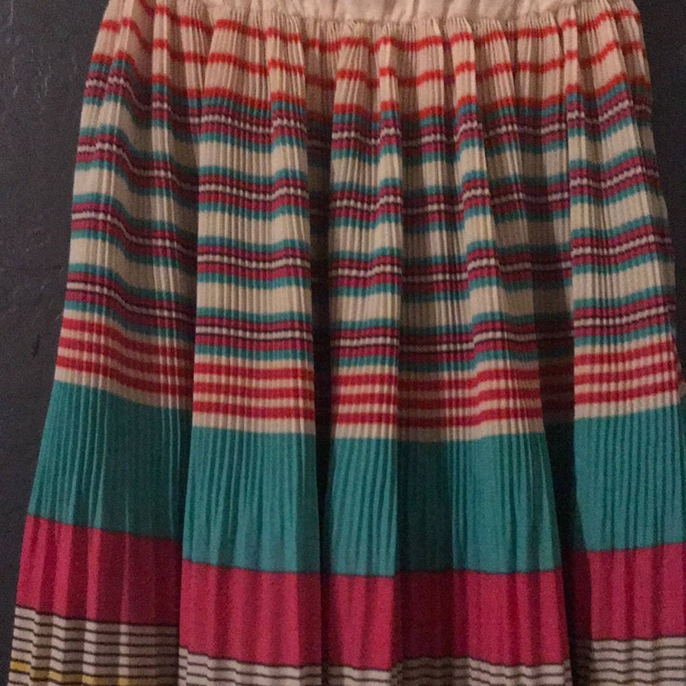 Dress - Picture 6 of 7